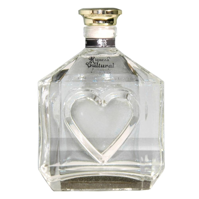 Riqueza Cultural Plata Ruby Heart