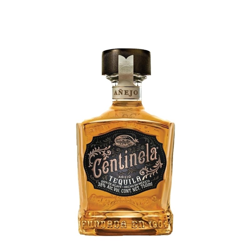 Centinela Tequila Aejo 750mL