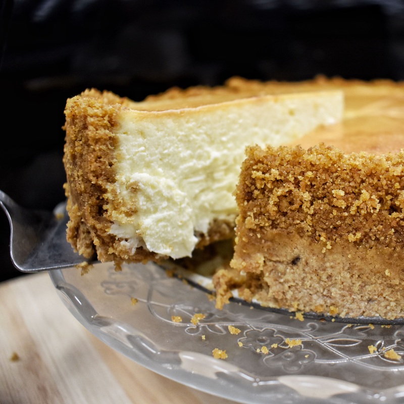 Whole Cheesecake – Catering Whole Vanilla Cheesecake – Catering
