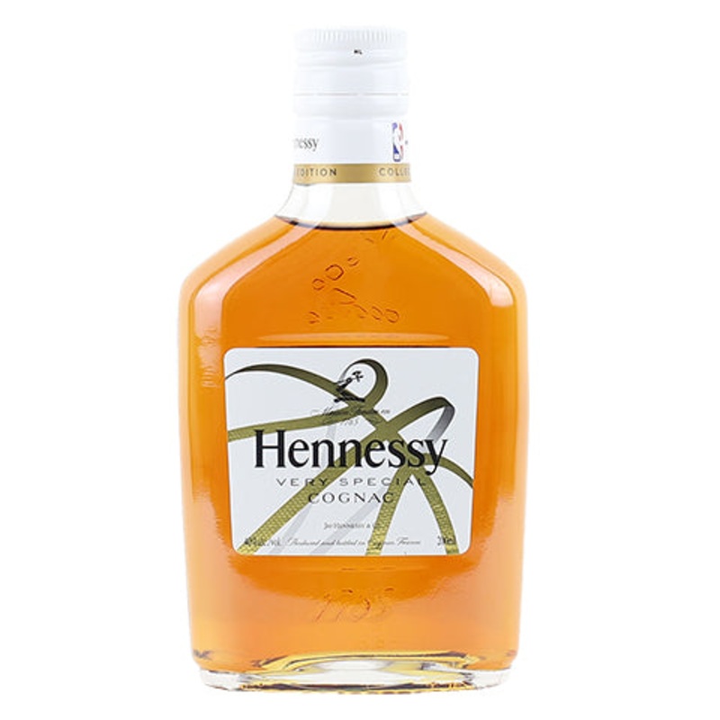 Hennessy V.S Cognac (NBA Limited Edition) 200ML BTL