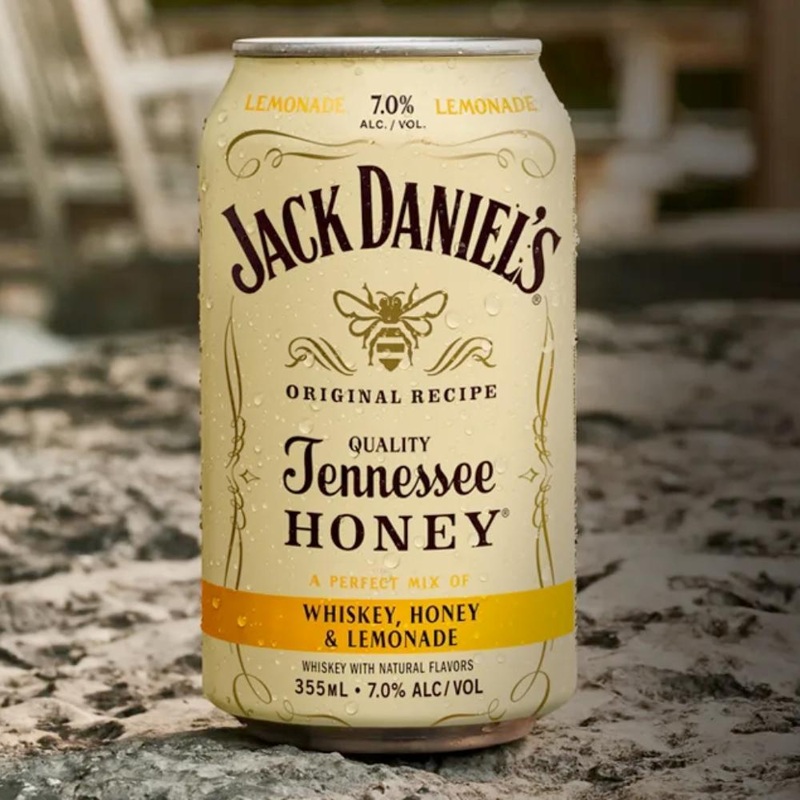 Jack Daniel’s Whiskey, Honey & Lemonade