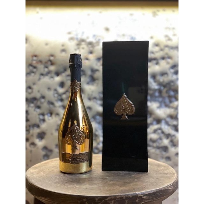 Champagne Armand de Brignac Gold