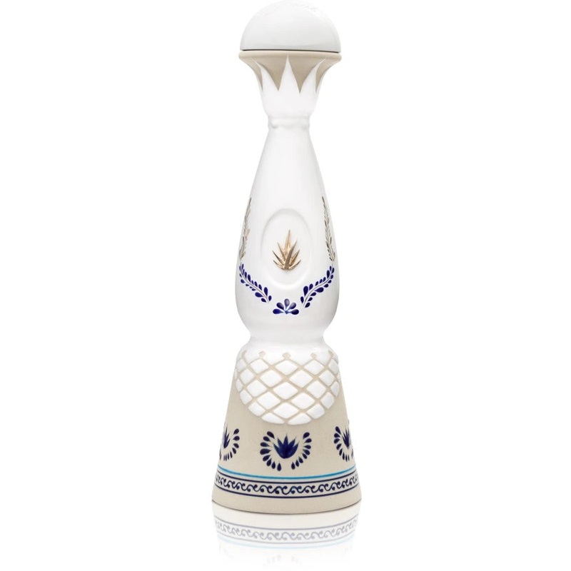 CLASE AZUL ANEJO TEQUILA 750ML @ MacTaggart Ridge [1016067] 750 ml